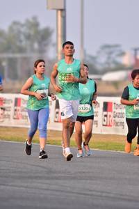 BIB: 51204
                            <button type="button" onclick="openModal(10555383)" class="btn btn-primary btn-sm float-right btn-popup" data-toggle="modal" data-target=".modal-high-quality">
                        <i class="fas fa-shopping-cart"></i> Add to Cart
                    </button>
                                            <button type="button" onclick="isThisMe(10555383, true)" class="btn btn-success btn-sm float-right btn-popup btn-isme hidden" data-toggle="tooltip" data-placement="bottom" title="นี่คือรูปของคุณใช่ไหม คลิกที่นี่เพื่อเอาเข้าอัลบั้ม">
                        <i class="fas fa-plus"></i> Add to album
                    </button>
                    <button type="button" onclick="isThisMe(10555383, false)" class="btn btn-warning btn-sm float-right btn-popup btn-isnotme hidden">
                        <i class="fas fa-ban"></i> Remove from album
                    </button>