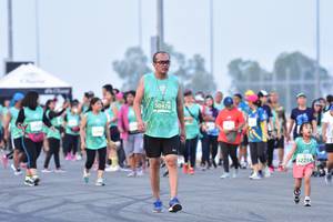 BIB: 50478, 52234
                            <button type="button" onclick="openModal(12322185)" class="btn btn-primary btn-sm float-right btn-popup" data-toggle="modal" data-target=".modal-high-quality">
                        <i class="fas fa-shopping-cart"></i> Add to Cart
                    </button>
                                            <button type="button" onclick="isThisMe(12322185, true)" class="btn btn-success btn-sm float-right btn-popup btn-isme hidden" data-toggle="tooltip" data-placement="bottom" title="นี่คือรูปของคุณใช่ไหม คลิกที่นี่เพื่อเอาเข้าอัลบั้ม">
                        <i class="fas fa-plus"></i> Add to album
                    </button>
                    <button type="button" onclick="isThisMe(12322185, false)" class="btn btn-warning btn-sm float-right btn-popup btn-isnotme hidden">
                        <i class="fas fa-ban"></i> Remove from album
                    </button>