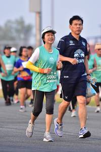 BIB: 50067
                            <button type="button" onclick="openModal(12130449)" class="btn btn-primary btn-sm float-right btn-popup" data-toggle="modal" data-target=".modal-high-quality">
                        <i class="fas fa-shopping-cart"></i> Add to Cart
                    </button>
                                            <button type="button" onclick="isThisMe(12130449, true)" class="btn btn-success btn-sm float-right btn-popup btn-isme hidden" data-toggle="tooltip" data-placement="bottom" title="นี่คือรูปของคุณใช่ไหม คลิกที่นี่เพื่อเอาเข้าอัลบั้ม">
                        <i class="fas fa-plus"></i> Add to album
                    </button>
                    <button type="button" onclick="isThisMe(12130449, false)" class="btn btn-warning btn-sm float-right btn-popup btn-isnotme hidden">
                        <i class="fas fa-ban"></i> Remove from album
                    </button>