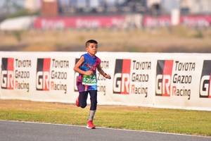 BIB: 52068
                            <button type="button" onclick="openModal(10546495)" class="btn btn-primary btn-sm float-right btn-popup" data-toggle="modal" data-target=".modal-high-quality">
                        <i class="fas fa-shopping-cart"></i> Add to Cart
                    </button>
                                            <button type="button" onclick="isThisMe(10546495, true)" class="btn btn-success btn-sm float-right btn-popup btn-isme hidden" data-toggle="tooltip" data-placement="bottom" title="นี่คือรูปของคุณใช่ไหม คลิกที่นี่เพื่อเอาเข้าอัลบั้ม">
                        <i class="fas fa-plus"></i> Add to album
                    </button>
                    <button type="button" onclick="isThisMe(10546495, false)" class="btn btn-warning btn-sm float-right btn-popup btn-isnotme hidden">
                        <i class="fas fa-ban"></i> Remove from album
                    </button>