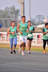 BIB: 83347, 509, 51204, 200
                            <button type="button" onclick="openModal(10555385)" class="btn btn-primary btn-sm float-right btn-popup" data-toggle="modal" data-target=".modal-high-quality">
                        <i class="fas fa-shopping-cart"></i> Add to Cart
                    </button>
                                            <button type="button" onclick="isThisMe(10555385, true)" class="btn btn-success btn-sm float-right btn-popup btn-isme hidden" data-toggle="tooltip" data-placement="bottom" title="นี่คือรูปของคุณใช่ไหม คลิกที่นี่เพื่อเอาเข้าอัลบั้ม">
                        <i class="fas fa-plus"></i> Add to album
                    </button>
                    <button type="button" onclick="isThisMe(10555385, false)" class="btn btn-warning btn-sm float-right btn-popup btn-isnotme hidden">
                        <i class="fas fa-ban"></i> Remove from album
                    </button>