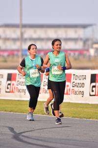 BIB: 50602, 50913
                            <button type="button" onclick="openModal(10550761)" class="btn btn-primary btn-sm float-right btn-popup" data-toggle="modal" data-target=".modal-high-quality">
                        <i class="fas fa-shopping-cart"></i> Add to Cart
                    </button>
                                            <button type="button" onclick="isThisMe(10550761, true)" class="btn btn-success btn-sm float-right btn-popup btn-isme hidden" data-toggle="tooltip" data-placement="bottom" title="นี่คือรูปของคุณใช่ไหม คลิกที่นี่เพื่อเอาเข้าอัลบั้ม">
                        <i class="fas fa-plus"></i> Add to album
                    </button>
                    <button type="button" onclick="isThisMe(10550761, false)" class="btn btn-warning btn-sm float-right btn-popup btn-isnotme hidden">
                        <i class="fas fa-ban"></i> Remove from album
                    </button>