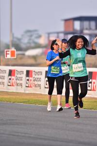 BIB: 20412, 50747, 2760
                            <button type="button" onclick="openModal(10555838)" class="btn btn-primary btn-sm float-right btn-popup" data-toggle="modal" data-target=".modal-high-quality">
                        <i class="fas fa-shopping-cart"></i> Add to Cart
                    </button>
                                            <button type="button" onclick="isThisMe(10555838, true)" class="btn btn-success btn-sm float-right btn-popup btn-isme hidden" data-toggle="tooltip" data-placement="bottom" title="นี่คือรูปของคุณใช่ไหม คลิกที่นี่เพื่อเอาเข้าอัลบั้ม">
                        <i class="fas fa-plus"></i> Add to album
                    </button>
                    <button type="button" onclick="isThisMe(10555838, false)" class="btn btn-warning btn-sm float-right btn-popup btn-isnotme hidden">
                        <i class="fas fa-ban"></i> Remove from album
                    </button>