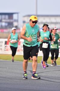 BIB: 0284, 235
                            <button type="button" onclick="openModal(12063783)" class="btn btn-primary btn-sm float-right btn-popup" data-toggle="modal" data-target=".modal-high-quality">
                        <i class="fas fa-shopping-cart"></i> Add to Cart
                    </button>
                                            <button type="button" onclick="isThisMe(12063783, true)" class="btn btn-success btn-sm float-right btn-popup btn-isme hidden" data-toggle="tooltip" data-placement="bottom" title="นี่คือรูปของคุณใช่ไหม คลิกที่นี่เพื่อเอาเข้าอัลบั้ม">
                        <i class="fas fa-plus"></i> Add to album
                    </button>
                    <button type="button" onclick="isThisMe(12063783, false)" class="btn btn-warning btn-sm float-right btn-popup btn-isnotme hidden">
                        <i class="fas fa-ban"></i> Remove from album
                    </button>