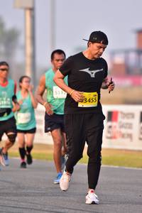 BIB: 5112, 3455
                            <button type="button" onclick="openModal(10551742)" class="btn btn-primary btn-sm float-right btn-popup" data-toggle="modal" data-target=".modal-high-quality">
                        <i class="fas fa-shopping-cart"></i> Add to Cart
                    </button>
                                            <button type="button" onclick="isThisMe(10551742, true)" class="btn btn-success btn-sm float-right btn-popup btn-isme hidden" data-toggle="tooltip" data-placement="bottom" title="นี่คือรูปของคุณใช่ไหม คลิกที่นี่เพื่อเอาเข้าอัลบั้ม">
                        <i class="fas fa-plus"></i> Add to album
                    </button>
                    <button type="button" onclick="isThisMe(10551742, false)" class="btn btn-warning btn-sm float-right btn-popup btn-isnotme hidden">
                        <i class="fas fa-ban"></i> Remove from album
                    </button>