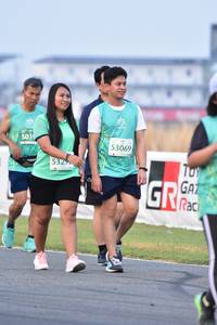 BIB: 503, 53069, 5325
                            <button type="button" onclick="openModal(12306683)" class="btn btn-primary btn-sm float-right btn-popup" data-toggle="modal" data-target=".modal-high-quality">
                        <i class="fas fa-shopping-cart"></i> Add to Cart
                    </button>
                                            <button type="button" onclick="isThisMe(12306683, true)" class="btn btn-success btn-sm float-right btn-popup btn-isme hidden" data-toggle="tooltip" data-placement="bottom" title="นี่คือรูปของคุณใช่ไหม คลิกที่นี่เพื่อเอาเข้าอัลบั้ม">
                        <i class="fas fa-plus"></i> Add to album
                    </button>
                    <button type="button" onclick="isThisMe(12306683, false)" class="btn btn-warning btn-sm float-right btn-popup btn-isnotme hidden">
                        <i class="fas fa-ban"></i> Remove from album
                    </button>