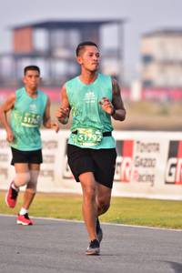 BIB: 176, 51792
                            <button type="button" onclick="openModal(10549183)" class="btn btn-primary btn-sm float-right btn-popup" data-toggle="modal" data-target=".modal-high-quality">
                        <i class="fas fa-shopping-cart"></i> Add to Cart
                    </button>
                                            <button type="button" onclick="isThisMe(10549183, true)" class="btn btn-success btn-sm float-right btn-popup btn-isme hidden" data-toggle="tooltip" data-placement="bottom" title="นี่คือรูปของคุณใช่ไหม คลิกที่นี่เพื่อเอาเข้าอัลบั้ม">
                        <i class="fas fa-plus"></i> Add to album
                    </button>
                    <button type="button" onclick="isThisMe(10549183, false)" class="btn btn-warning btn-sm float-right btn-popup btn-isnotme hidden">
                        <i class="fas fa-ban"></i> Remove from album
                    </button>