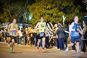BIB: 40633, 4436, 40315
                            <button type="button" onclick="openModal(12658418)" class="btn btn-primary btn-sm float-right btn-popup" data-toggle="modal" data-target=".modal-high-quality">
                        <i class="fas fa-shopping-cart"></i> Add to Cart
                    </button>
                                            <button type="button" onclick="isThisMe(12658418, true)" class="btn btn-success btn-sm float-right btn-popup btn-isme hidden" data-toggle="tooltip" data-placement="bottom" title="นี่คือรูปของคุณใช่ไหม คลิกที่นี่เพื่อเอาเข้าอัลบั้ม">
                        <i class="fas fa-plus"></i> Add to album
                    </button>
                    <button type="button" onclick="isThisMe(12658418, false)" class="btn btn-warning btn-sm float-right btn-popup btn-isnotme hidden">
                        <i class="fas fa-ban"></i> Remove from album
                    </button>