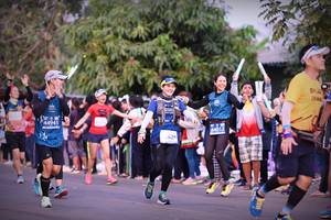 BIB: 44941, 44012, 629
                            <button type="button" onclick="openModal(12732621)" class="btn btn-primary btn-sm float-right btn-popup" data-toggle="modal" data-target=".modal-high-quality">
                        <i class="fas fa-shopping-cart"></i> Add to Cart
                    </button>
                                            <button type="button" onclick="isThisMe(12732621, true)" class="btn btn-success btn-sm float-right btn-popup btn-isme hidden" data-toggle="tooltip" data-placement="bottom" title="นี่คือรูปของคุณใช่ไหม คลิกที่นี่เพื่อเอาเข้าอัลบั้ม">
                        <i class="fas fa-plus"></i> Add to album
                    </button>
                    <button type="button" onclick="isThisMe(12732621, false)" class="btn btn-warning btn-sm float-right btn-popup btn-isnotme hidden">
                        <i class="fas fa-ban"></i> Remove from album
                    </button>