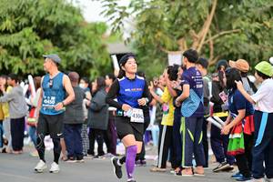 BIB: 0450, 4304
                            <button type="button" onclick="openModal(12548271)" class="btn btn-primary btn-sm float-right btn-popup" data-toggle="modal" data-target=".modal-high-quality">
                        <i class="fas fa-shopping-cart"></i> Add to Cart
                    </button>
                                            <button type="button" onclick="isThisMe(12548271, true)" class="btn btn-success btn-sm float-right btn-popup btn-isme hidden" data-toggle="tooltip" data-placement="bottom" title="นี่คือรูปของคุณใช่ไหม คลิกที่นี่เพื่อเอาเข้าอัลบั้ม">
                        <i class="fas fa-plus"></i> Add to album
                    </button>
                    <button type="button" onclick="isThisMe(12548271, false)" class="btn btn-warning btn-sm float-right btn-popup btn-isnotme hidden">
                        <i class="fas fa-ban"></i> Remove from album
                    </button>