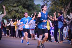 BIB: 43550, 41078
                            <button type="button" onclick="openModal(12730937)" class="btn btn-primary btn-sm float-right btn-popup" data-toggle="modal" data-target=".modal-high-quality">
                        <i class="fas fa-shopping-cart"></i> Add to Cart
                    </button>
                                            <button type="button" onclick="isThisMe(12730937, true)" class="btn btn-success btn-sm float-right btn-popup btn-isme hidden" data-toggle="tooltip" data-placement="bottom" title="นี่คือรูปของคุณใช่ไหม คลิกที่นี่เพื่อเอาเข้าอัลบั้ม">
                        <i class="fas fa-plus"></i> Add to album
                    </button>
                    <button type="button" onclick="isThisMe(12730937, false)" class="btn btn-warning btn-sm float-right btn-popup btn-isnotme hidden">
                        <i class="fas fa-ban"></i> Remove from album
                    </button>