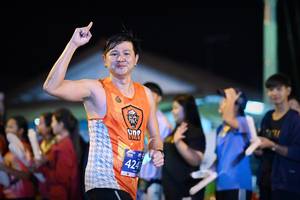 BIB: 424
                            <button type="button" onclick="openModal(12675622)" class="btn btn-primary btn-sm float-right btn-popup" data-toggle="modal" data-target=".modal-high-quality">
                        <i class="fas fa-shopping-cart"></i> Add to Cart
                    </button>
                                            <button type="button" onclick="isThisMe(12675622, true)" class="btn btn-success btn-sm float-right btn-popup btn-isme hidden" data-toggle="tooltip" data-placement="bottom" title="นี่คือรูปของคุณใช่ไหม คลิกที่นี่เพื่อเอาเข้าอัลบั้ม">
                        <i class="fas fa-plus"></i> Add to album
                    </button>
                    <button type="button" onclick="isThisMe(12675622, false)" class="btn btn-warning btn-sm float-right btn-popup btn-isnotme hidden">
                        <i class="fas fa-ban"></i> Remove from album
                    </button>