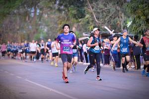 BIB: 4325, 41685, 0558
                            <button type="button" onclick="openModal(12731915)" class="btn btn-primary btn-sm float-right btn-popup" data-toggle="modal" data-target=".modal-high-quality">
                        <i class="fas fa-shopping-cart"></i> Add to Cart
                    </button>
                                            <button type="button" onclick="isThisMe(12731915, true)" class="btn btn-success btn-sm float-right btn-popup btn-isme hidden" data-toggle="tooltip" data-placement="bottom" title="นี่คือรูปของคุณใช่ไหม คลิกที่นี่เพื่อเอาเข้าอัลบั้ม">
                        <i class="fas fa-plus"></i> Add to album
                    </button>
                    <button type="button" onclick="isThisMe(12731915, false)" class="btn btn-warning btn-sm float-right btn-popup btn-isnotme hidden">
                        <i class="fas fa-ban"></i> Remove from album
                    </button>