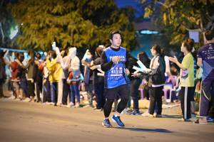 BIB: 719, 41318
                            <button type="button" onclick="openModal(12692223)" class="btn btn-primary btn-sm float-right btn-popup" data-toggle="modal" data-target=".modal-high-quality">
                        <i class="fas fa-shopping-cart"></i> Add to Cart
                    </button>
                                            <button type="button" onclick="isThisMe(12692223, true)" class="btn btn-success btn-sm float-right btn-popup btn-isme hidden" data-toggle="tooltip" data-placement="bottom" title="นี่คือรูปของคุณใช่ไหม คลิกที่นี่เพื่อเอาเข้าอัลบั้ม">
                        <i class="fas fa-plus"></i> Add to album
                    </button>
                    <button type="button" onclick="isThisMe(12692223, false)" class="btn btn-warning btn-sm float-right btn-popup btn-isnotme hidden">
                        <i class="fas fa-ban"></i> Remove from album
                    </button>