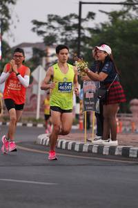 BIB: 46595, 20554
                            <button type="button" onclick="openModal(12753591)" class="btn btn-primary btn-sm float-right btn-popup" data-toggle="modal" data-target=".modal-high-quality">
                        <i class="fas fa-shopping-cart"></i> Add to Cart
                    </button>
                                            <button type="button" onclick="isThisMe(12753591, true)" class="btn btn-success btn-sm float-right btn-popup btn-isme hidden" data-toggle="tooltip" data-placement="bottom" title="นี่คือรูปของคุณใช่ไหม คลิกที่นี่เพื่อเอาเข้าอัลบั้ม">
                        <i class="fas fa-plus"></i> Add to album
                    </button>
                    <button type="button" onclick="isThisMe(12753591, false)" class="btn btn-warning btn-sm float-right btn-popup btn-isnotme hidden">
                        <i class="fas fa-ban"></i> Remove from album
                    </button>