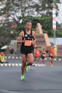 BIB: 20133
                            <button type="button" onclick="openModal(12754129)" class="btn btn-primary btn-sm float-right btn-popup" data-toggle="modal" data-target=".modal-high-quality">
                        <i class="fas fa-shopping-cart"></i> Add to Cart
                    </button>
                                            <button type="button" onclick="isThisMe(12754129, true)" class="btn btn-success btn-sm float-right btn-popup btn-isme hidden" data-toggle="tooltip" data-placement="bottom" title="นี่คือรูปของคุณใช่ไหม คลิกที่นี่เพื่อเอาเข้าอัลบั้ม">
                        <i class="fas fa-plus"></i> Add to album
                    </button>
                    <button type="button" onclick="isThisMe(12754129, false)" class="btn btn-warning btn-sm float-right btn-popup btn-isnotme hidden">
                        <i class="fas fa-ban"></i> Remove from album
                    </button>