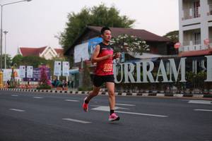 BIB: 21215
                            <button type="button" onclick="openModal(11710436)" class="btn btn-primary btn-sm float-right btn-popup" data-toggle="modal" data-target=".modal-high-quality">
                        <i class="fas fa-shopping-cart"></i> Add to Cart
                    </button>
                                            <button type="button" onclick="isThisMe(11710436, true)" class="btn btn-success btn-sm float-right btn-popup btn-isme hidden" data-toggle="tooltip" data-placement="bottom" title="นี่คือรูปของคุณใช่ไหม คลิกที่นี่เพื่อเอาเข้าอัลบั้ม">
                        <i class="fas fa-plus"></i> Add to album
                    </button>
                    <button type="button" onclick="isThisMe(11710436, false)" class="btn btn-warning btn-sm float-right btn-popup btn-isnotme hidden">
                        <i class="fas fa-ban"></i> Remove from album
                    </button>