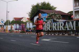 BIB: 21215
                            <button type="button" onclick="openModal(11710495)" class="btn btn-primary btn-sm float-right btn-popup" data-toggle="modal" data-target=".modal-high-quality">
                        <i class="fas fa-shopping-cart"></i> Add to Cart
                    </button>
                                            <button type="button" onclick="isThisMe(11710495, true)" class="btn btn-success btn-sm float-right btn-popup btn-isme hidden" data-toggle="tooltip" data-placement="bottom" title="นี่คือรูปของคุณใช่ไหม คลิกที่นี่เพื่อเอาเข้าอัลบั้ม">
                        <i class="fas fa-plus"></i> Add to album
                    </button>
                    <button type="button" onclick="isThisMe(11710495, false)" class="btn btn-warning btn-sm float-right btn-popup btn-isnotme hidden">
                        <i class="fas fa-ban"></i> Remove from album
                    </button>