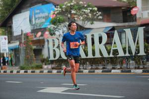 BIB: 255
                            <button type="button" onclick="openModal(11724644)" class="btn btn-primary btn-sm float-right btn-popup" data-toggle="modal" data-target=".modal-high-quality">
                        <i class="fas fa-shopping-cart"></i> Add to Cart
                    </button>
                                            <button type="button" onclick="isThisMe(11724644, true)" class="btn btn-success btn-sm float-right btn-popup btn-isme hidden" data-toggle="tooltip" data-placement="bottom" title="นี่คือรูปของคุณใช่ไหม คลิกที่นี่เพื่อเอาเข้าอัลบั้ม">
                        <i class="fas fa-plus"></i> Add to album
                    </button>
                    <button type="button" onclick="isThisMe(11724644, false)" class="btn btn-warning btn-sm float-right btn-popup btn-isnotme hidden">
                        <i class="fas fa-ban"></i> Remove from album
                    </button>
