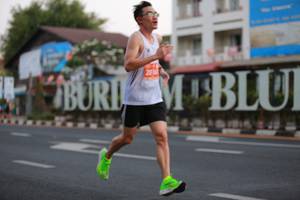 BIB: 2016, 177
                            <button type="button" onclick="openModal(11713415)" class="btn btn-primary btn-sm float-right btn-popup" data-toggle="modal" data-target=".modal-high-quality">
                        <i class="fas fa-shopping-cart"></i> Add to Cart
                    </button>
                                            <button type="button" onclick="isThisMe(11713415, true)" class="btn btn-success btn-sm float-right btn-popup btn-isme hidden" data-toggle="tooltip" data-placement="bottom" title="นี่คือรูปของคุณใช่ไหม คลิกที่นี่เพื่อเอาเข้าอัลบั้ม">
                        <i class="fas fa-plus"></i> Add to album
                    </button>
                    <button type="button" onclick="isThisMe(11713415, false)" class="btn btn-warning btn-sm float-right btn-popup btn-isnotme hidden">
                        <i class="fas fa-ban"></i> Remove from album
                    </button>