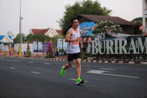 BIB: 20161
                            <button type="button" onclick="openModal(11713151)" class="btn btn-primary btn-sm float-right btn-popup" data-toggle="modal" data-target=".modal-high-quality">
                        <i class="fas fa-shopping-cart"></i> Add to Cart
                    </button>
                                            <button type="button" onclick="isThisMe(11713151, true)" class="btn btn-success btn-sm float-right btn-popup btn-isme hidden" data-toggle="tooltip" data-placement="bottom" title="นี่คือรูปของคุณใช่ไหม คลิกที่นี่เพื่อเอาเข้าอัลบั้ม">
                        <i class="fas fa-plus"></i> Add to album
                    </button>
                    <button type="button" onclick="isThisMe(11713151, false)" class="btn btn-warning btn-sm float-right btn-popup btn-isnotme hidden">
                        <i class="fas fa-ban"></i> Remove from album
                    </button>