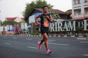 BIB: 25861
                            <button type="button" onclick="openModal(11715002)" class="btn btn-primary btn-sm float-right btn-popup" data-toggle="modal" data-target=".modal-high-quality">
                        <i class="fas fa-shopping-cart"></i> Add to Cart
                    </button>
                                            <button type="button" onclick="isThisMe(11715002, true)" class="btn btn-success btn-sm float-right btn-popup btn-isme hidden" data-toggle="tooltip" data-placement="bottom" title="นี่คือรูปของคุณใช่ไหม คลิกที่นี่เพื่อเอาเข้าอัลบั้ม">
                        <i class="fas fa-plus"></i> Add to album
                    </button>
                    <button type="button" onclick="isThisMe(11715002, false)" class="btn btn-warning btn-sm float-right btn-popup btn-isnotme hidden">
                        <i class="fas fa-ban"></i> Remove from album
                    </button>