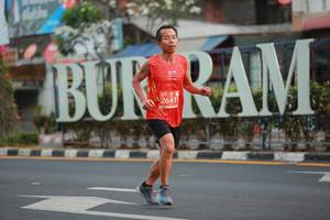 BIB: 26411
                            <button type="button" onclick="openModal(11727542)" class="btn btn-primary btn-sm float-right btn-popup" data-toggle="modal" data-target=".modal-high-quality">
                        <i class="fas fa-shopping-cart"></i> Add to Cart
                    </button>
                                            <button type="button" onclick="isThisMe(11727542, true)" class="btn btn-success btn-sm float-right btn-popup btn-isme hidden" data-toggle="tooltip" data-placement="bottom" title="นี่คือรูปของคุณใช่ไหม คลิกที่นี่เพื่อเอาเข้าอัลบั้ม">
                        <i class="fas fa-plus"></i> Add to album
                    </button>
                    <button type="button" onclick="isThisMe(11727542, false)" class="btn btn-warning btn-sm float-right btn-popup btn-isnotme hidden">
                        <i class="fas fa-ban"></i> Remove from album
                    </button>
