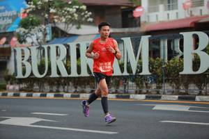 BIB: 81946, 
                            <button type="button" onclick="openModal(11726376)" class="btn btn-primary btn-sm float-right btn-popup" data-toggle="modal" data-target=".modal-high-quality">
                        <i class="fas fa-shopping-cart"></i> Add to Cart
                    </button>
                                            <button type="button" onclick="isThisMe(11726376, true)" class="btn btn-success btn-sm float-right btn-popup btn-isme hidden" data-toggle="tooltip" data-placement="bottom" title="นี่คือรูปของคุณใช่ไหม คลิกที่นี่เพื่อเอาเข้าอัลบั้ม">
                        <i class="fas fa-plus"></i> Add to album
                    </button>
                    <button type="button" onclick="isThisMe(11726376, false)" class="btn btn-warning btn-sm float-right btn-popup btn-isnotme hidden">
                        <i class="fas fa-ban"></i> Remove from album
                    </button>