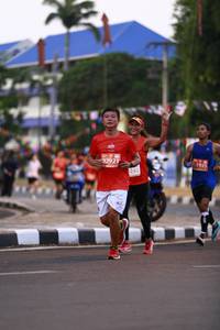 BIB: 32921, 1925, 240
                            <button type="button" onclick="openModal(11686296)" class="btn btn-primary btn-sm float-right btn-popup" data-toggle="modal" data-target=".modal-high-quality">
                        <i class="fas fa-shopping-cart"></i> Add to Cart
                    </button>
                                            <button type="button" onclick="isThisMe(11686296, true)" class="btn btn-success btn-sm float-right btn-popup btn-isme hidden" data-toggle="tooltip" data-placement="bottom" title="นี่คือรูปของคุณใช่ไหม คลิกที่นี่เพื่อเอาเข้าอัลบั้ม">
                        <i class="fas fa-plus"></i> Add to album
                    </button>
                    <button type="button" onclick="isThisMe(11686296, false)" class="btn btn-warning btn-sm float-right btn-popup btn-isnotme hidden">
                        <i class="fas fa-ban"></i> Remove from album
                    </button>