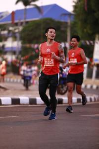 BIB: 21228
                            <button type="button" onclick="openModal(11672151)" class="btn btn-primary btn-sm float-right btn-popup" data-toggle="modal" data-target=".modal-high-quality">
                        <i class="fas fa-shopping-cart"></i> Add to Cart
                    </button>
                                            <button type="button" onclick="isThisMe(11672151, true)" class="btn btn-success btn-sm float-right btn-popup btn-isme hidden" data-toggle="tooltip" data-placement="bottom" title="นี่คือรูปของคุณใช่ไหม คลิกที่นี่เพื่อเอาเข้าอัลบั้ม">
                        <i class="fas fa-plus"></i> Add to album
                    </button>
                    <button type="button" onclick="isThisMe(11672151, false)" class="btn btn-warning btn-sm float-right btn-popup btn-isnotme hidden">
                        <i class="fas fa-ban"></i> Remove from album
                    </button>