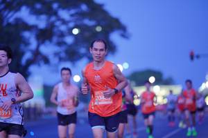 BIB: 204, 0391
                            <button type="button" onclick="openModal(11604923)" class="btn btn-primary btn-sm float-right btn-popup" data-toggle="modal" data-target=".modal-high-quality">
                        <i class="fas fa-shopping-cart"></i> Add to Cart
                    </button>
                                            <button type="button" onclick="isThisMe(11604923, true)" class="btn btn-success btn-sm float-right btn-popup btn-isme hidden" data-toggle="tooltip" data-placement="bottom" title="นี่คือรูปของคุณใช่ไหม คลิกที่นี่เพื่อเอาเข้าอัลบั้ม">
                        <i class="fas fa-plus"></i> Add to album
                    </button>
                    <button type="button" onclick="isThisMe(11604923, false)" class="btn btn-warning btn-sm float-right btn-popup btn-isnotme hidden">
                        <i class="fas fa-ban"></i> Remove from album
                    </button>