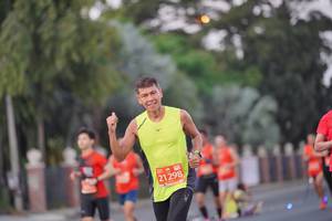 BIB: 21298
                            <button type="button" onclick="openModal(11649410)" class="btn btn-primary btn-sm float-right btn-popup" data-toggle="modal" data-target=".modal-high-quality">
                        <i class="fas fa-shopping-cart"></i> Add to Cart
                    </button>
                                            <button type="button" onclick="isThisMe(11649410, true)" class="btn btn-success btn-sm float-right btn-popup btn-isme hidden" data-toggle="tooltip" data-placement="bottom" title="นี่คือรูปของคุณใช่ไหม คลิกที่นี่เพื่อเอาเข้าอัลบั้ม">
                        <i class="fas fa-plus"></i> Add to album
                    </button>
                    <button type="button" onclick="isThisMe(11649410, false)" class="btn btn-warning btn-sm float-right btn-popup btn-isnotme hidden">
                        <i class="fas fa-ban"></i> Remove from album
                    </button>
