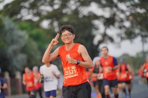 BIB: 25521
                            <button type="button" onclick="openModal(11667557)" class="btn btn-primary btn-sm float-right btn-popup" data-toggle="modal" data-target=".modal-high-quality">
                        <i class="fas fa-shopping-cart"></i> Add to Cart
                    </button>
                                            <button type="button" onclick="isThisMe(11667557, true)" class="btn btn-success btn-sm float-right btn-popup btn-isme hidden" data-toggle="tooltip" data-placement="bottom" title="นี่คือรูปของคุณใช่ไหม คลิกที่นี่เพื่อเอาเข้าอัลบั้ม">
                        <i class="fas fa-plus"></i> Add to album
                    </button>
                    <button type="button" onclick="isThisMe(11667557, false)" class="btn btn-warning btn-sm float-right btn-popup btn-isnotme hidden">
                        <i class="fas fa-ban"></i> Remove from album
                    </button>