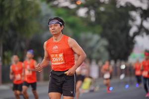 BIB: 20693
                            <button type="button" onclick="openModal(11646125)" class="btn btn-primary btn-sm float-right btn-popup" data-toggle="modal" data-target=".modal-high-quality">
                        <i class="fas fa-shopping-cart"></i> Add to Cart
                    </button>
                                            <button type="button" onclick="isThisMe(11646125, true)" class="btn btn-success btn-sm float-right btn-popup btn-isme hidden" data-toggle="tooltip" data-placement="bottom" title="นี่คือรูปของคุณใช่ไหม คลิกที่นี่เพื่อเอาเข้าอัลบั้ม">
                        <i class="fas fa-plus"></i> Add to album
                    </button>
                    <button type="button" onclick="isThisMe(11646125, false)" class="btn btn-warning btn-sm float-right btn-popup btn-isnotme hidden">
                        <i class="fas fa-ban"></i> Remove from album
                    </button>
