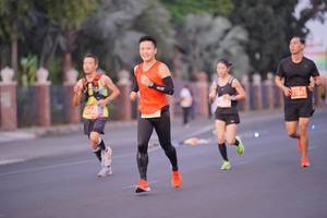 BIB: 21581
                            <button type="button" onclick="openModal(11643850)" class="btn btn-primary btn-sm float-right btn-popup" data-toggle="modal" data-target=".modal-high-quality">
                        <i class="fas fa-shopping-cart"></i> Add to Cart
                    </button>
                                            <button type="button" onclick="isThisMe(11643850, true)" class="btn btn-success btn-sm float-right btn-popup btn-isme hidden" data-toggle="tooltip" data-placement="bottom" title="นี่คือรูปของคุณใช่ไหม คลิกที่นี่เพื่อเอาเข้าอัลบั้ม">
                        <i class="fas fa-plus"></i> Add to album
                    </button>
                    <button type="button" onclick="isThisMe(11643850, false)" class="btn btn-warning btn-sm float-right btn-popup btn-isnotme hidden">
                        <i class="fas fa-ban"></i> Remove from album
                    </button>