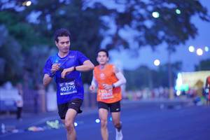 BIB: 40279
                            <button type="button" onclick="openModal(11601677)" class="btn btn-primary btn-sm float-right btn-popup" data-toggle="modal" data-target=".modal-high-quality">
                        <i class="fas fa-shopping-cart"></i> Add to Cart
                    </button>
                                            <button type="button" onclick="isThisMe(11601677, true)" class="btn btn-success btn-sm float-right btn-popup btn-isme hidden" data-toggle="tooltip" data-placement="bottom" title="นี่คือรูปของคุณใช่ไหม คลิกที่นี่เพื่อเอาเข้าอัลบั้ม">
                        <i class="fas fa-plus"></i> Add to album
                    </button>
                    <button type="button" onclick="isThisMe(11601677, false)" class="btn btn-warning btn-sm float-right btn-popup btn-isnotme hidden">
                        <i class="fas fa-ban"></i> Remove from album
                    </button>