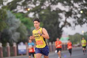 BIB: 27334
                            <button type="button" onclick="openModal(11648011)" class="btn btn-primary btn-sm float-right btn-popup" data-toggle="modal" data-target=".modal-high-quality">
                        <i class="fas fa-shopping-cart"></i> Add to Cart
                    </button>
                                            <button type="button" onclick="isThisMe(11648011, true)" class="btn btn-success btn-sm float-right btn-popup btn-isme hidden" data-toggle="tooltip" data-placement="bottom" title="นี่คือรูปของคุณใช่ไหม คลิกที่นี่เพื่อเอาเข้าอัลบั้ม">
                        <i class="fas fa-plus"></i> Add to album
                    </button>
                    <button type="button" onclick="isThisMe(11648011, false)" class="btn btn-warning btn-sm float-right btn-popup btn-isnotme hidden">
                        <i class="fas fa-ban"></i> Remove from album
                    </button>
