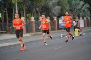 BIB: 21071, 0522, 26379
                            <button type="button" onclick="openModal(11646185)" class="btn btn-primary btn-sm float-right btn-popup" data-toggle="modal" data-target=".modal-high-quality">
                        <i class="fas fa-shopping-cart"></i> Add to Cart
                    </button>
                                            <button type="button" onclick="isThisMe(11646185, true)" class="btn btn-success btn-sm float-right btn-popup btn-isme hidden" data-toggle="tooltip" data-placement="bottom" title="นี่คือรูปของคุณใช่ไหม คลิกที่นี่เพื่อเอาเข้าอัลบั้ม">
                        <i class="fas fa-plus"></i> Add to album
                    </button>
                    <button type="button" onclick="isThisMe(11646185, false)" class="btn btn-warning btn-sm float-right btn-popup btn-isnotme hidden">
                        <i class="fas fa-ban"></i> Remove from album
                    </button>