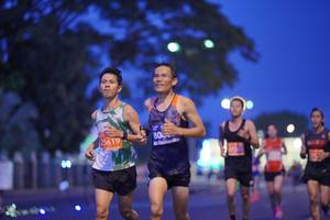 BIB: 800, 25619
                            <button type="button" onclick="openModal(10987089)" class="btn btn-primary btn-sm float-right btn-popup" data-toggle="modal" data-target=".modal-high-quality">
                        <i class="fas fa-shopping-cart"></i> Add to Cart
                    </button>
                                            <button type="button" onclick="isThisMe(10987089, true)" class="btn btn-success btn-sm float-right btn-popup btn-isme hidden" data-toggle="tooltip" data-placement="bottom" title="นี่คือรูปของคุณใช่ไหม คลิกที่นี่เพื่อเอาเข้าอัลบั้ม">
                        <i class="fas fa-plus"></i> Add to album
                    </button>
                    <button type="button" onclick="isThisMe(10987089, false)" class="btn btn-warning btn-sm float-right btn-popup btn-isnotme hidden">
                        <i class="fas fa-ban"></i> Remove from album
                    </button>