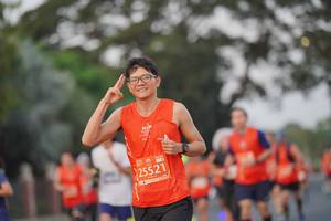 BIB: 25521
                            <button type="button" onclick="openModal(11661136)" class="btn btn-primary btn-sm float-right btn-popup" data-toggle="modal" data-target=".modal-high-quality">
                        <i class="fas fa-shopping-cart"></i> Add to Cart
                    </button>
                                            <button type="button" onclick="isThisMe(11661136, true)" class="btn btn-success btn-sm float-right btn-popup btn-isme hidden" data-toggle="tooltip" data-placement="bottom" title="นี่คือรูปของคุณใช่ไหม คลิกที่นี่เพื่อเอาเข้าอัลบั้ม">
                        <i class="fas fa-plus"></i> Add to album
                    </button>
                    <button type="button" onclick="isThisMe(11661136, false)" class="btn btn-warning btn-sm float-right btn-popup btn-isnotme hidden">
                        <i class="fas fa-ban"></i> Remove from album
                    </button>