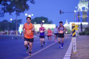 BIB: 204
                            <button type="button" onclick="openModal(11604729)" class="btn btn-primary btn-sm float-right btn-popup" data-toggle="modal" data-target=".modal-high-quality">
                        <i class="fas fa-shopping-cart"></i> Add to Cart
                    </button>
                                            <button type="button" onclick="isThisMe(11604729, true)" class="btn btn-success btn-sm float-right btn-popup btn-isme hidden" data-toggle="tooltip" data-placement="bottom" title="นี่คือรูปของคุณใช่ไหม คลิกที่นี่เพื่อเอาเข้าอัลบั้ม">
                        <i class="fas fa-plus"></i> Add to album
                    </button>
                    <button type="button" onclick="isThisMe(11604729, false)" class="btn btn-warning btn-sm float-right btn-popup btn-isnotme hidden">
                        <i class="fas fa-ban"></i> Remove from album
                    </button>