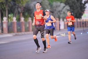 BIB: 22563, 26300
                            <button type="button" onclick="openModal(11642855)" class="btn btn-primary btn-sm float-right btn-popup" data-toggle="modal" data-target=".modal-high-quality">
                        <i class="fas fa-shopping-cart"></i> Add to Cart
                    </button>
                                            <button type="button" onclick="isThisMe(11642855, true)" class="btn btn-success btn-sm float-right btn-popup btn-isme hidden" data-toggle="tooltip" data-placement="bottom" title="นี่คือรูปของคุณใช่ไหม คลิกที่นี่เพื่อเอาเข้าอัลบั้ม">
                        <i class="fas fa-plus"></i> Add to album
                    </button>
                    <button type="button" onclick="isThisMe(11642855, false)" class="btn btn-warning btn-sm float-right btn-popup btn-isnotme hidden">
                        <i class="fas fa-ban"></i> Remove from album
                    </button>
