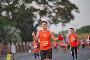 BIB: 21098
                            <button type="button" onclick="openModal(11667559)" class="btn btn-primary btn-sm float-right btn-popup" data-toggle="modal" data-target=".modal-high-quality">
                        <i class="fas fa-shopping-cart"></i> Add to Cart
                    </button>
                                            <button type="button" onclick="isThisMe(11667559, true)" class="btn btn-success btn-sm float-right btn-popup btn-isme hidden" data-toggle="tooltip" data-placement="bottom" title="นี่คือรูปของคุณใช่ไหม คลิกที่นี่เพื่อเอาเข้าอัลบั้ม">
                        <i class="fas fa-plus"></i> Add to album
                    </button>
                    <button type="button" onclick="isThisMe(11667559, false)" class="btn btn-warning btn-sm float-right btn-popup btn-isnotme hidden">
                        <i class="fas fa-ban"></i> Remove from album
                    </button>