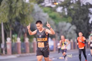 BIB: 21100
                            <button type="button" onclick="openModal(11610445)" class="btn btn-primary btn-sm float-right btn-popup" data-toggle="modal" data-target=".modal-high-quality">
                        <i class="fas fa-shopping-cart"></i> Add to Cart
                    </button>
                                            <button type="button" onclick="isThisMe(11610445, true)" class="btn btn-success btn-sm float-right btn-popup btn-isme hidden" data-toggle="tooltip" data-placement="bottom" title="นี่คือรูปของคุณใช่ไหม คลิกที่นี่เพื่อเอาเข้าอัลบั้ม">
                        <i class="fas fa-plus"></i> Add to album
                    </button>
                    <button type="button" onclick="isThisMe(11610445, false)" class="btn btn-warning btn-sm float-right btn-popup btn-isnotme hidden">
                        <i class="fas fa-ban"></i> Remove from album
                    </button>