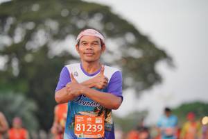 BIB: 81239
                            <button type="button" onclick="openModal(11678601)" class="btn btn-primary btn-sm float-right btn-popup" data-toggle="modal" data-target=".modal-high-quality">
                        <i class="fas fa-shopping-cart"></i> Add to Cart
                    </button>
                                            <button type="button" onclick="isThisMe(11678601, true)" class="btn btn-success btn-sm float-right btn-popup btn-isme hidden" data-toggle="tooltip" data-placement="bottom" title="นี่คือรูปของคุณใช่ไหม คลิกที่นี่เพื่อเอาเข้าอัลบั้ม">
                        <i class="fas fa-plus"></i> Add to album
                    </button>
                    <button type="button" onclick="isThisMe(11678601, false)" class="btn btn-warning btn-sm float-right btn-popup btn-isnotme hidden">
                        <i class="fas fa-ban"></i> Remove from album
                    </button>