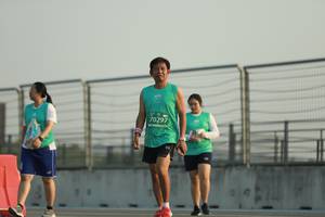 BIB: 70297
                            <button type="button" onclick="openModal(10537498)" class="btn btn-primary btn-sm float-right btn-popup" data-toggle="modal" data-target=".modal-high-quality">
                        <i class="fas fa-shopping-cart"></i> Add to Cart
                    </button>
                                            <button type="button" onclick="isThisMe(10537498, true)" class="btn btn-success btn-sm float-right btn-popup btn-isme hidden" data-toggle="tooltip" data-placement="bottom" title="นี่คือรูปของคุณใช่ไหม คลิกที่นี่เพื่อเอาเข้าอัลบั้ม">
                        <i class="fas fa-plus"></i> Add to album
                    </button>
                    <button type="button" onclick="isThisMe(10537498, false)" class="btn btn-warning btn-sm float-right btn-popup btn-isnotme hidden">
                        <i class="fas fa-ban"></i> Remove from album
                    </button>