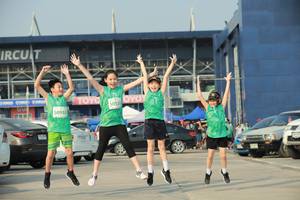 BIB: 50531, 50955, 
                            <button type="button" onclick="openModal(10536084)" class="btn btn-primary btn-sm float-right btn-popup" data-toggle="modal" data-target=".modal-high-quality">
                        <i class="fas fa-shopping-cart"></i> Add to Cart
                    </button>
                                            <button type="button" onclick="isThisMe(10536084, true)" class="btn btn-success btn-sm float-right btn-popup btn-isme hidden" data-toggle="tooltip" data-placement="bottom" title="นี่คือรูปของคุณใช่ไหม คลิกที่นี่เพื่อเอาเข้าอัลบั้ม">
                        <i class="fas fa-plus"></i> Add to album
                    </button>
                    <button type="button" onclick="isThisMe(10536084, false)" class="btn btn-warning btn-sm float-right btn-popup btn-isnotme hidden">
                        <i class="fas fa-ban"></i> Remove from album
                    </button>