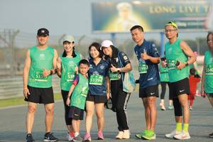 BIB: 396, 33999, 5340, 53395, 5339, 538, 53394
                            <button type="button" onclick="openModal(10537731)" class="btn btn-primary btn-sm float-right btn-popup" data-toggle="modal" data-target=".modal-high-quality">
                        <i class="fas fa-shopping-cart"></i> Add to Cart
                    </button>
                                            <button type="button" onclick="isThisMe(10537731, true)" class="btn btn-success btn-sm float-right btn-popup btn-isme hidden" data-toggle="tooltip" data-placement="bottom" title="นี่คือรูปของคุณใช่ไหม คลิกที่นี่เพื่อเอาเข้าอัลบั้ม">
                        <i class="fas fa-plus"></i> Add to album
                    </button>
                    <button type="button" onclick="isThisMe(10537731, false)" class="btn btn-warning btn-sm float-right btn-popup btn-isnotme hidden">
                        <i class="fas fa-ban"></i> Remove from album
                    </button>