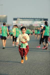 BIB: 51739
                            <button type="button" onclick="openModal(10537568)" class="btn btn-primary btn-sm float-right btn-popup" data-toggle="modal" data-target=".modal-high-quality">
                        <i class="fas fa-shopping-cart"></i> Add to Cart
                    </button>
                                            <button type="button" onclick="isThisMe(10537568, true)" class="btn btn-success btn-sm float-right btn-popup btn-isme hidden" data-toggle="tooltip" data-placement="bottom" title="นี่คือรูปของคุณใช่ไหม คลิกที่นี่เพื่อเอาเข้าอัลบั้ม">
                        <i class="fas fa-plus"></i> Add to album
                    </button>
                    <button type="button" onclick="isThisMe(10537568, false)" class="btn btn-warning btn-sm float-right btn-popup btn-isnotme hidden">
                        <i class="fas fa-ban"></i> Remove from album
                    </button>