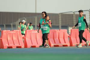 BIB: 533, 52261, 367, 035
                            <button type="button" onclick="openModal(10537495)" class="btn btn-primary btn-sm float-right btn-popup" data-toggle="modal" data-target=".modal-high-quality">
                        <i class="fas fa-shopping-cart"></i> Add to Cart
                    </button>
                                            <button type="button" onclick="isThisMe(10537495, true)" class="btn btn-success btn-sm float-right btn-popup btn-isme hidden" data-toggle="tooltip" data-placement="bottom" title="นี่คือรูปของคุณใช่ไหม คลิกที่นี่เพื่อเอาเข้าอัลบั้ม">
                        <i class="fas fa-plus"></i> Add to album
                    </button>
                    <button type="button" onclick="isThisMe(10537495, false)" class="btn btn-warning btn-sm float-right btn-popup btn-isnotme hidden">
                        <i class="fas fa-ban"></i> Remove from album
                    </button>